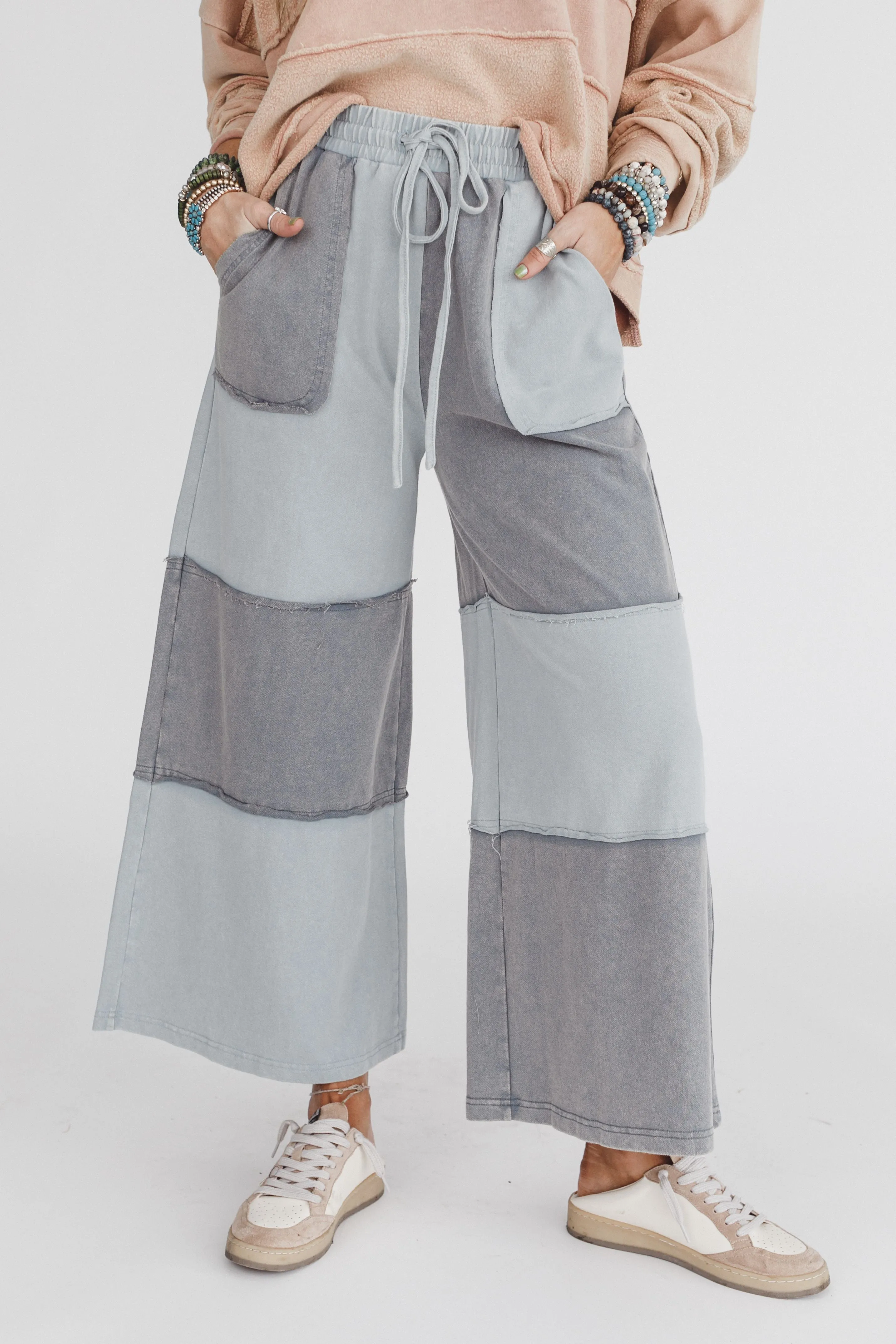 Coastal Colorblock Pants - Blue