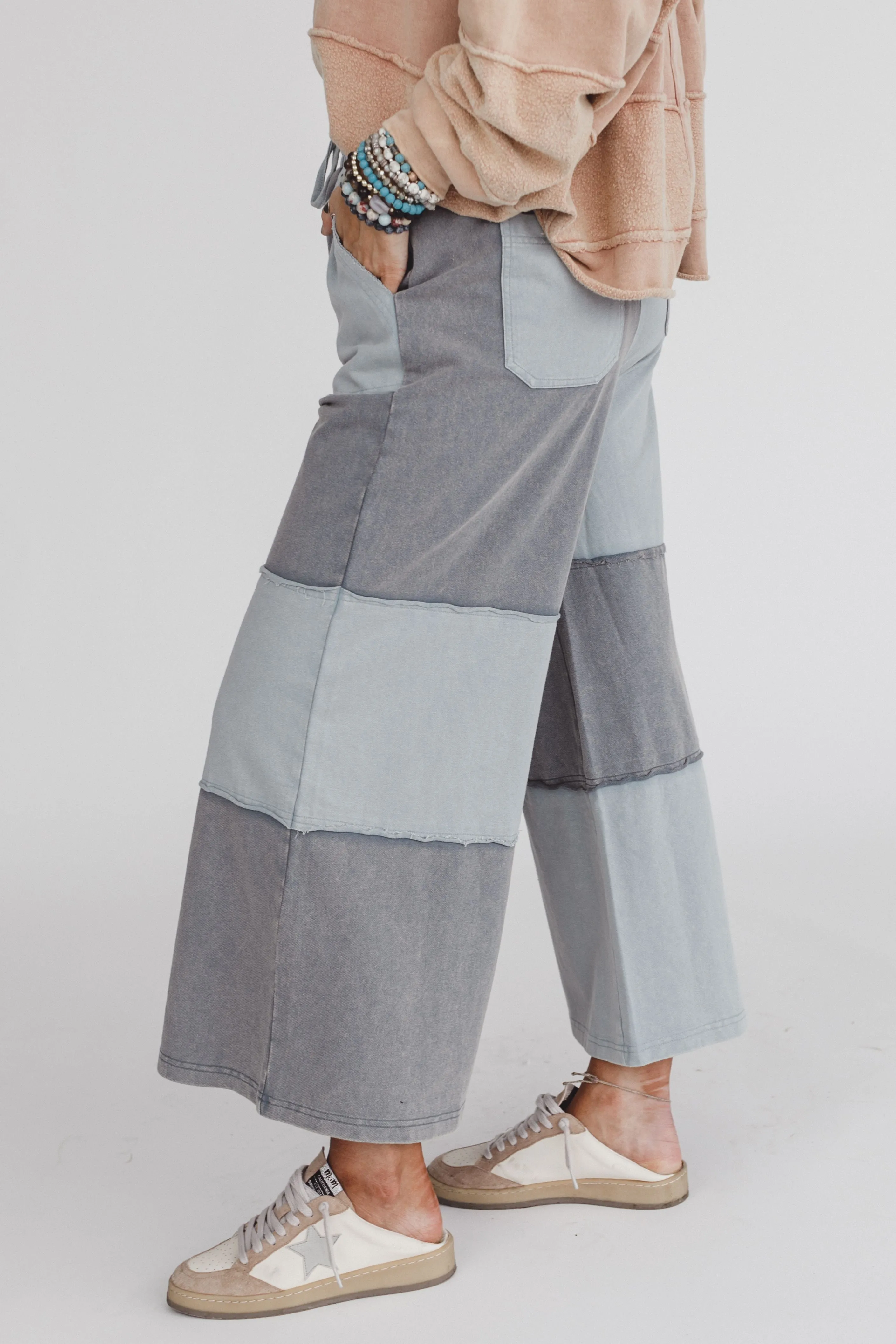 Coastal Colorblock Pants - Blue