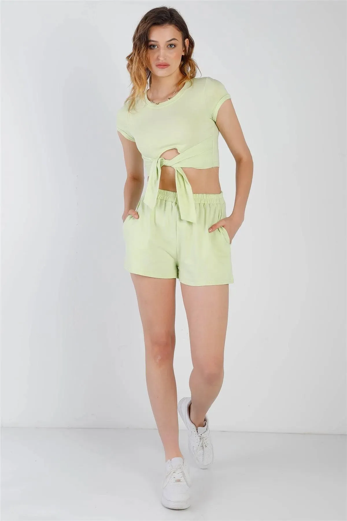 Green Cut-Out Detail Self-Tie Hem Short Sleeve Crop Top & High Waist Short Set /2-2