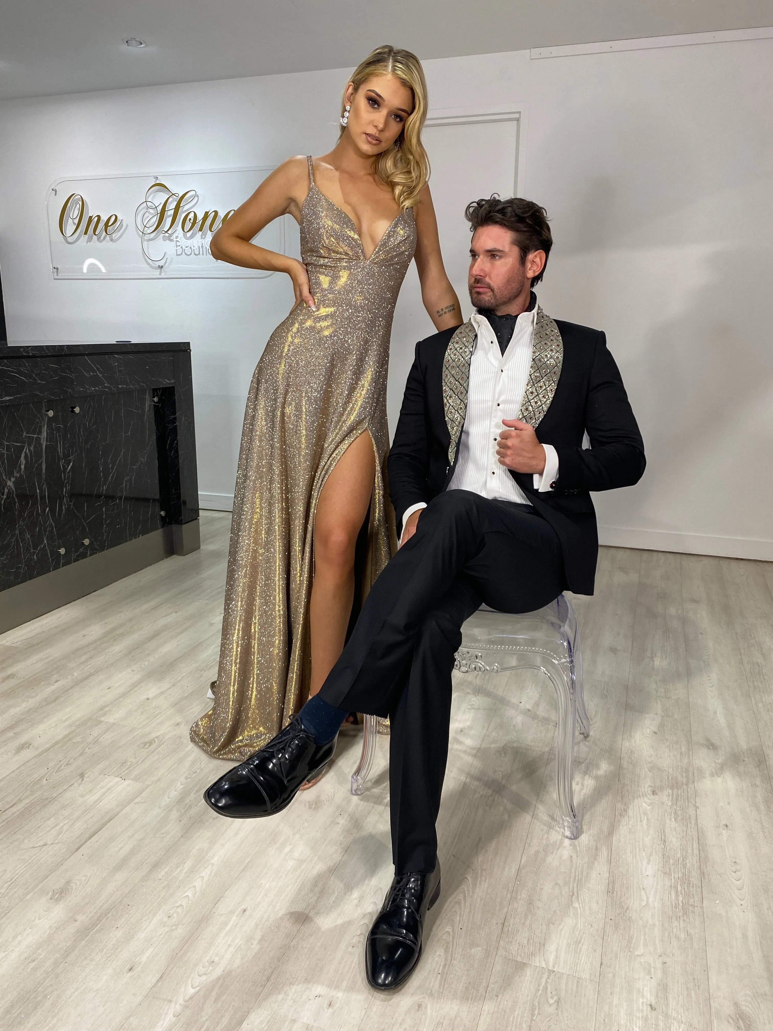 HOLLIE A Line Glitter Effect Formal Dress