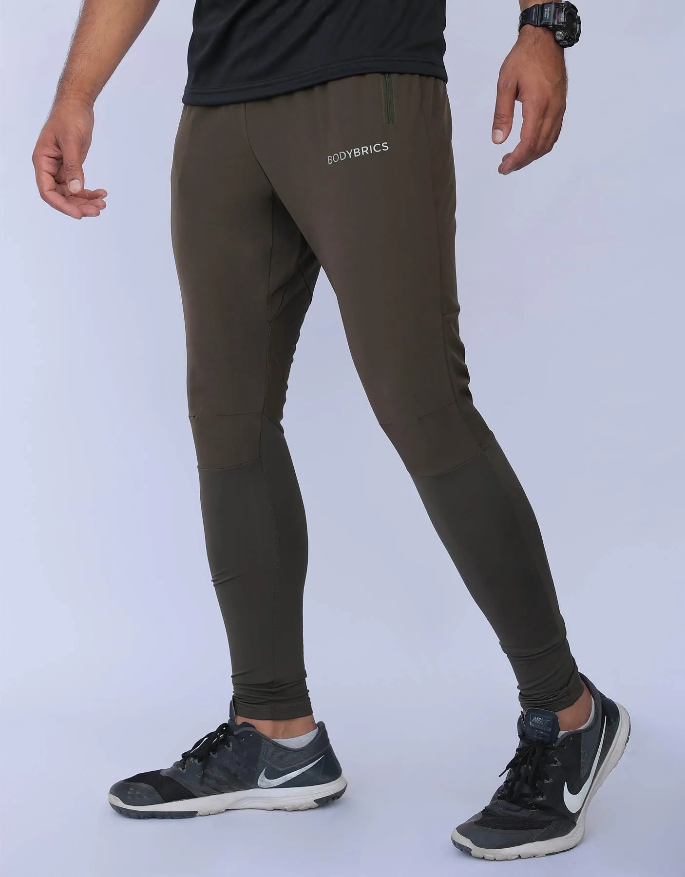 Hybrid Tech Joggers -Camo Green