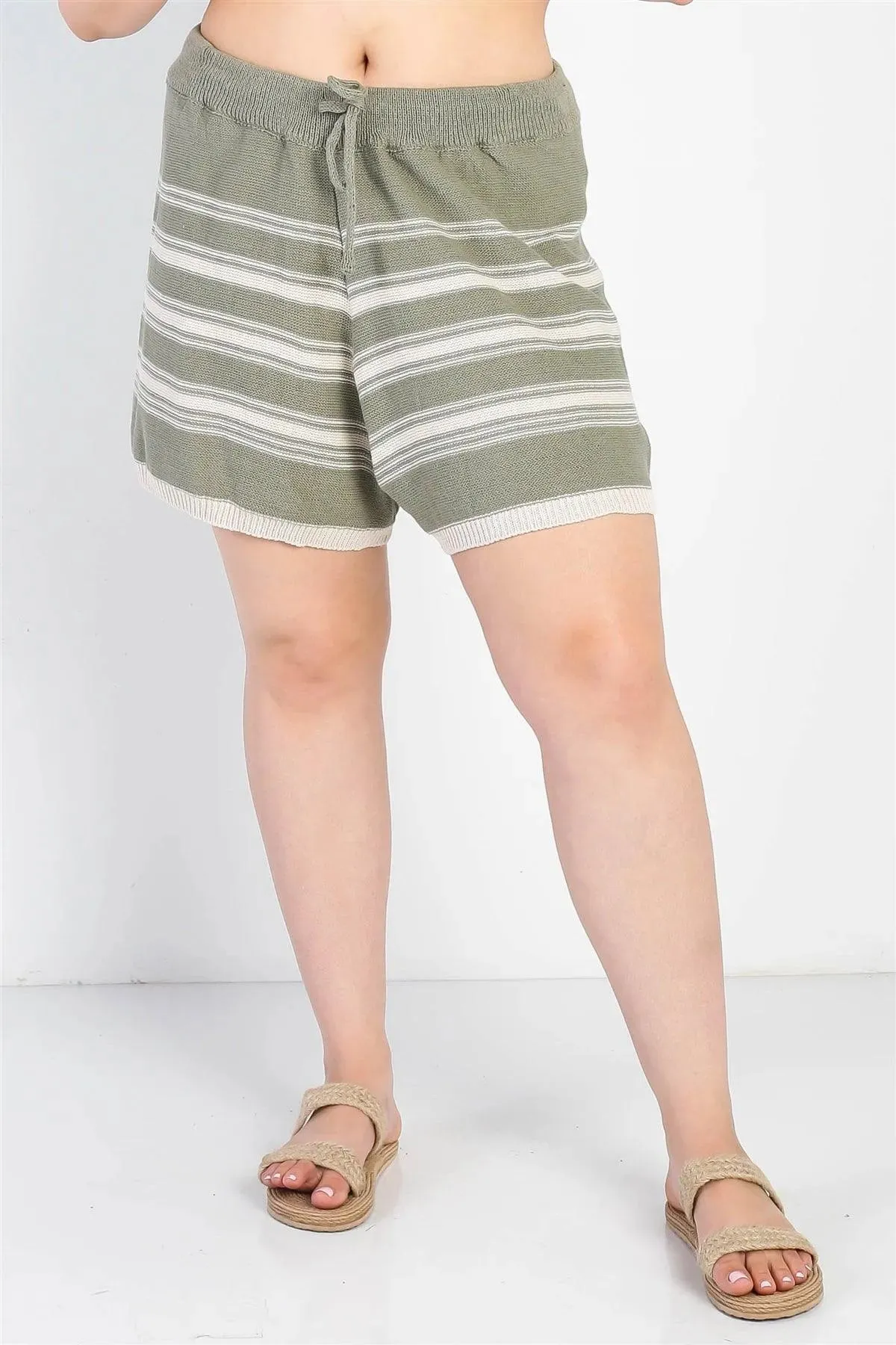 Junior Plus Olive Knit Striped High Waist Shorts /2-1