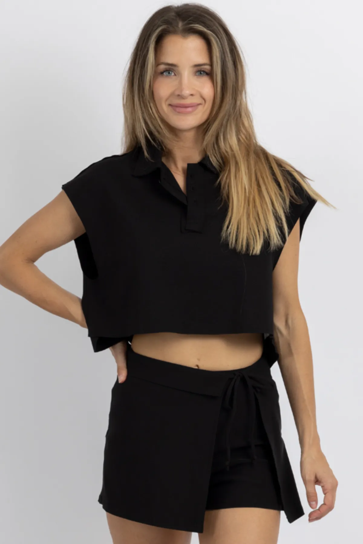 LOGAN BLACK BUTTON COLLARED TANK