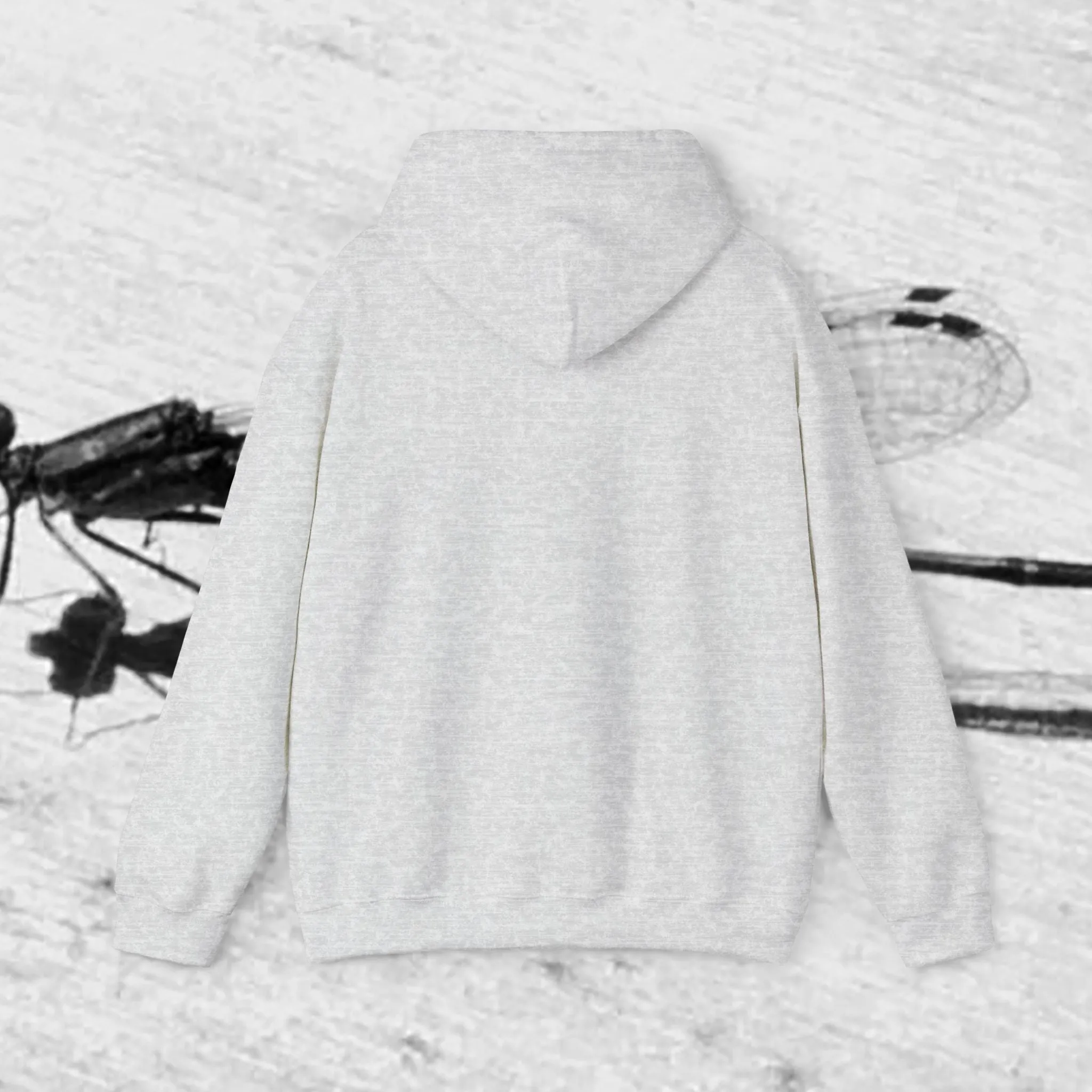 MOSS, Dragon Fly: Unisex Heavy Blend™ Hooded Sweatshirt