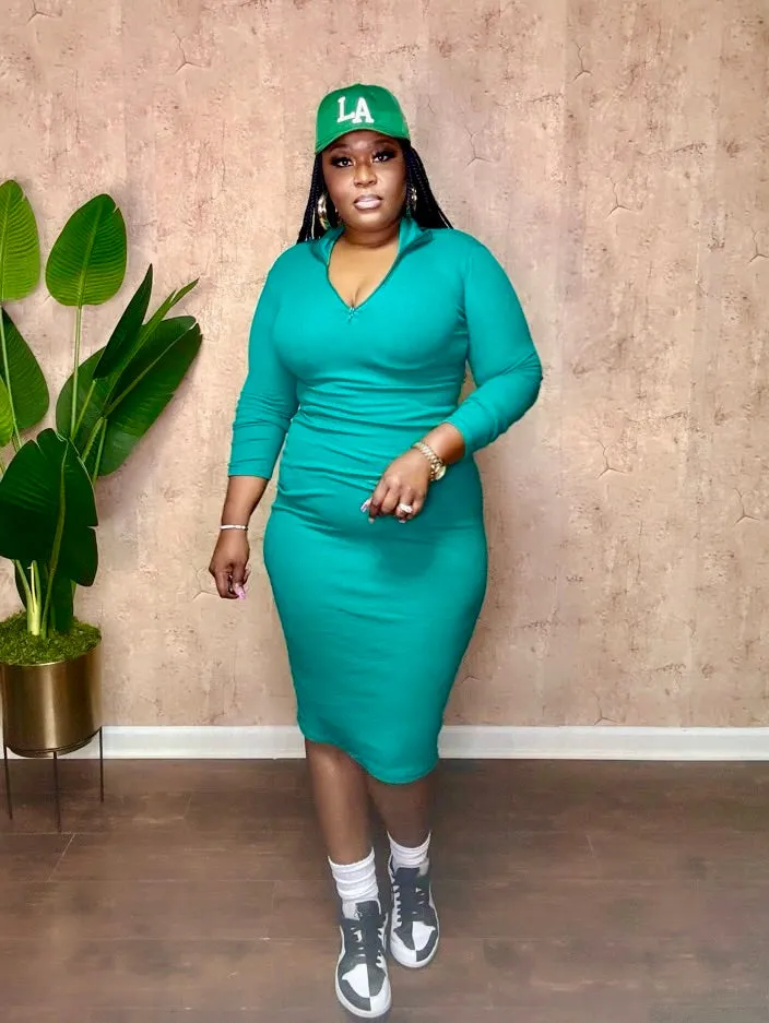 QUARTER ZIP MIDI DRESS (Green)