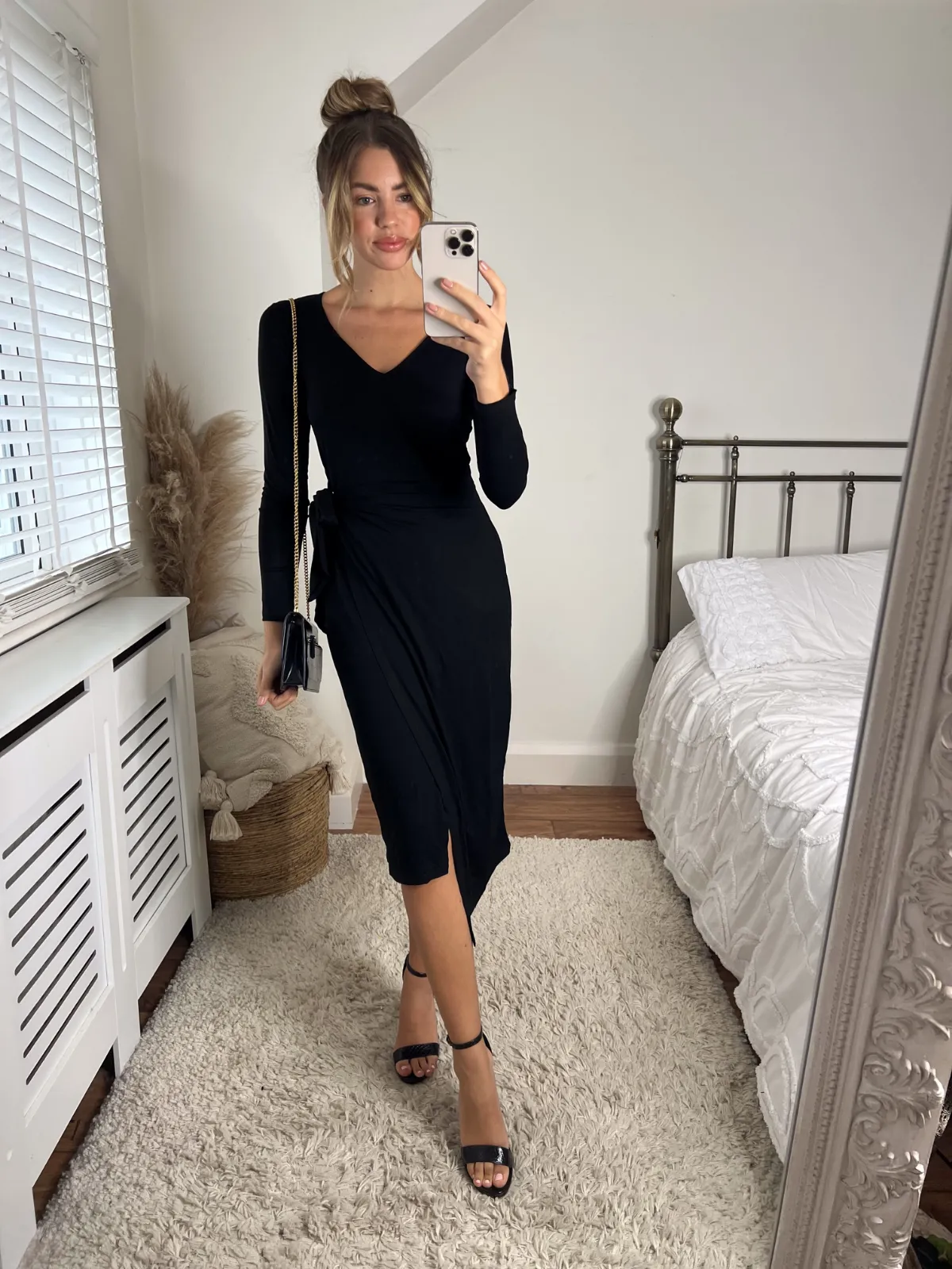 Selena V Neck Jersey Wrap Midi Dress / Black