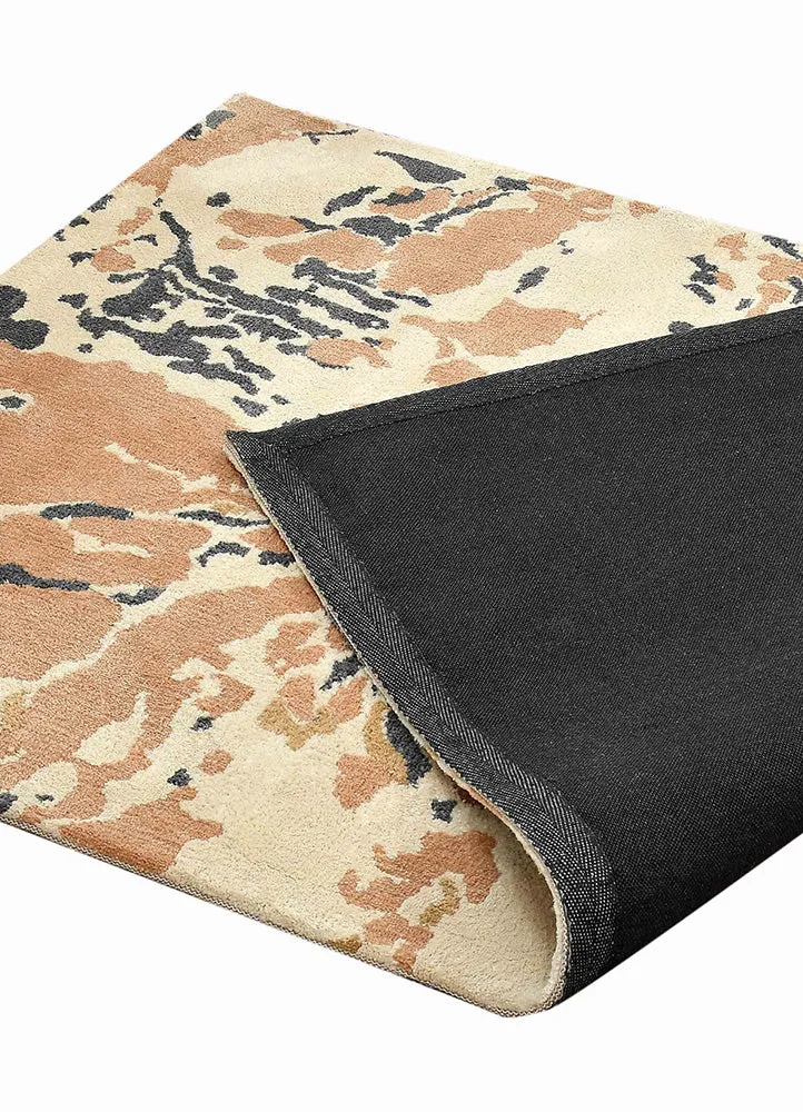 Stylish and Comfortable Curated Rug