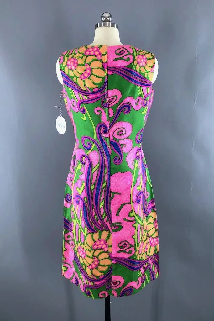Vintage 1960s Mod Shift Dress
