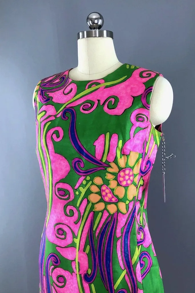Vintage 1960s Mod Shift Dress